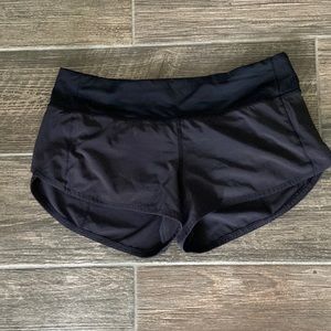 Lululemon shorts size 6. 2.5 inseam.